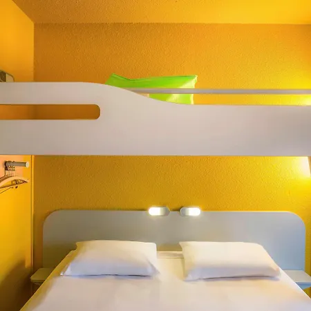 Cergy 3 Etoiles Hotel
