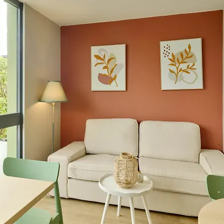 Cergy 3 Etoiles فندق بييرلاي