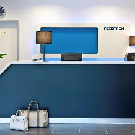 Hotel Cergy Pierrelaye