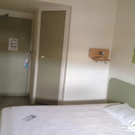 Hotel Cergy